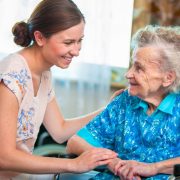 benevole-maison-retraite